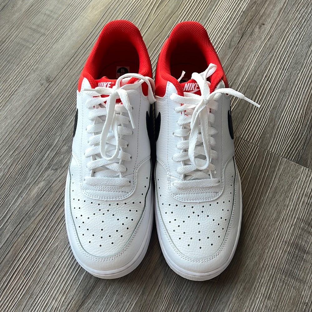Nike Air Force 1 Court Vision (white/red)